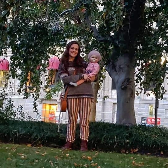 Meet your Posher, Tessa - Picture 3 of 16